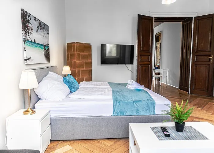 Apartment Stylish 2br Retreat Steps From Akh & Volksoper