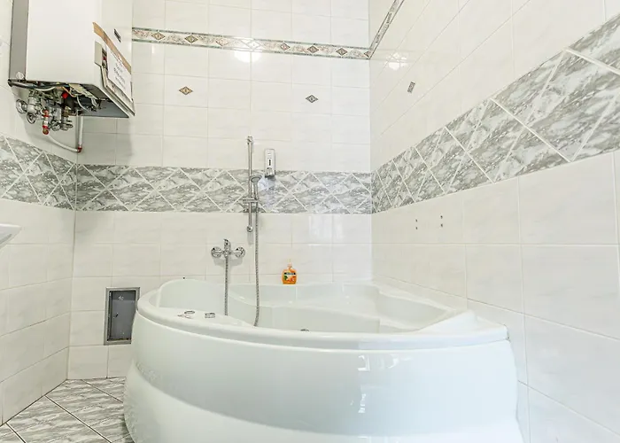 Apartment Stylish 2br Retreat Steps From Akh & Volksoper