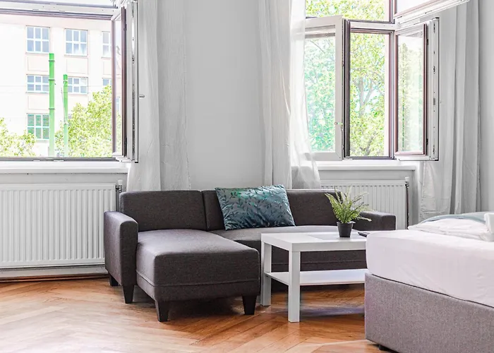 Stylish 2br Retreat Steps From Akh & Volksoper * Vienna